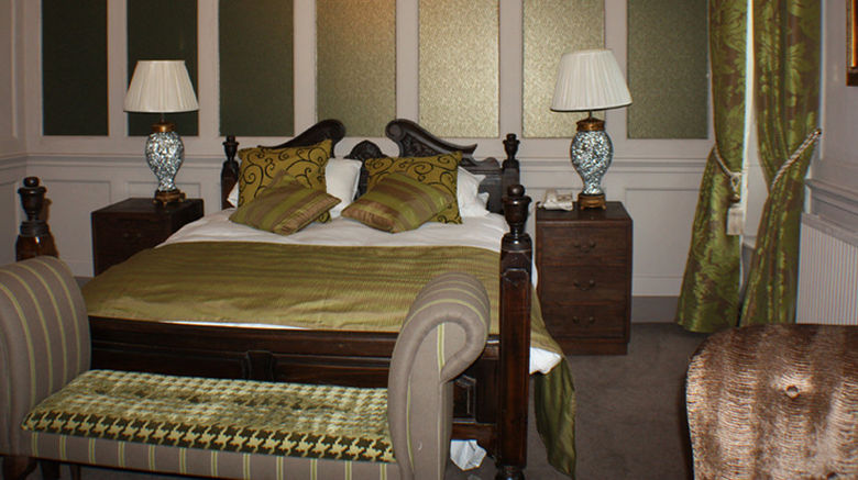 <b>Cross Hands Hotel Room</b>. Images powered by <a href="https://www.leonardoworldwide.com/" title="Leonardo Worldwide" target="_blank">Leonardo</a>.