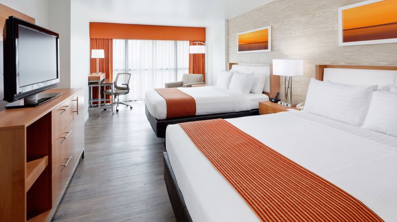 <b>Holiday Inn San Antonio-Riverwalk Room</b>. Images powered by <a href="https://www.leonardoworldwide.com/" title="Leonardo Worldwide" target="_blank">Leonardo</a>.