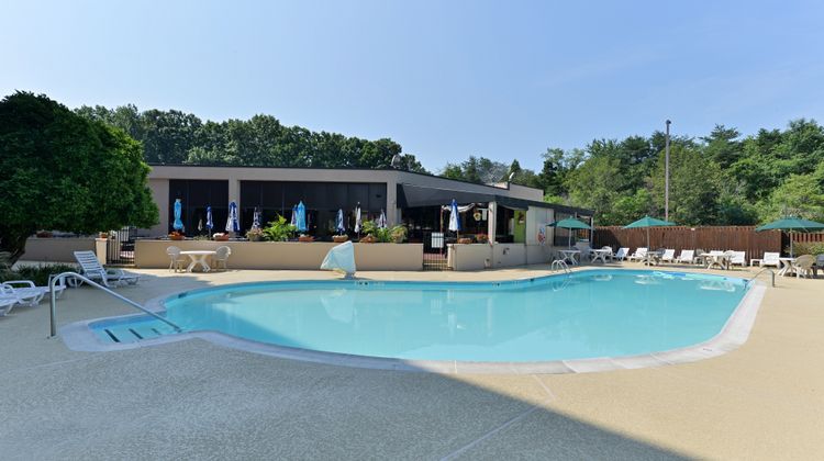 Holiday Inn Washington Greenbelt, MD Pool