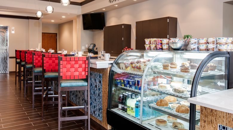 <b>Hotel Indigo Chicago Vernon Hills Restaurant</b>. Images powered by <a href="https://www.leonardoworldwide.com/" title="Leonardo Worldwide" target="_blank">Leonardo</a>.