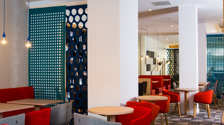 Holiday Inn Express Portsmouth - North Restaurant