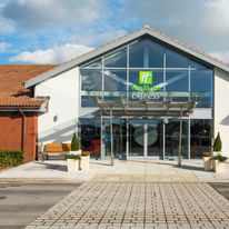 Holiday Inn Express Portsmouth - North