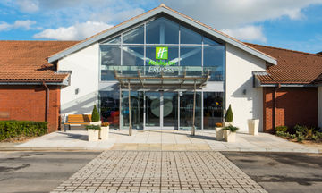 Holiday Inn Express Portsmouth - North