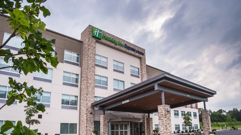 Holiday Inn Express/Stes Kingston-Ulster Exterior. Images powered by <a href="https://www.leonardoworldwide.com" target="_blank" rel="noopener">Leonardo</a>.