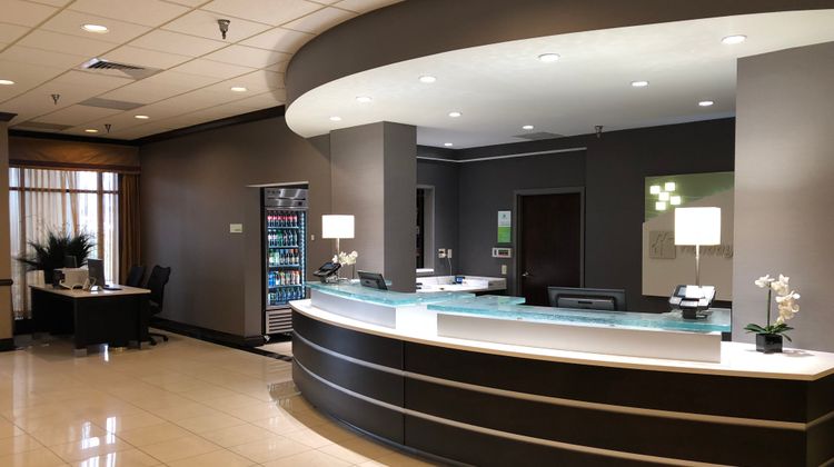Holiday Inn Youngstown-South (Boardman) Lobby