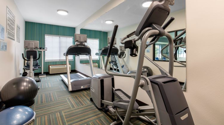 Holiday Inn Express N Evansville Health Club