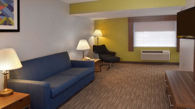 <b>Holiday Inn Express Mount Pleasant Suite</b>. Images powered by <a href="https://www.leonardoworldwide.com/" title="Leonardo Worldwide" target="_blank">Leonardo</a>.