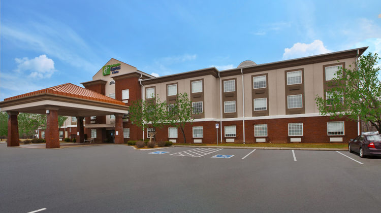 Holiday Inn Express Exterior