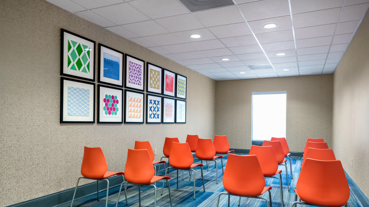 Holiday Inn Express & Suites Grenada Meeting