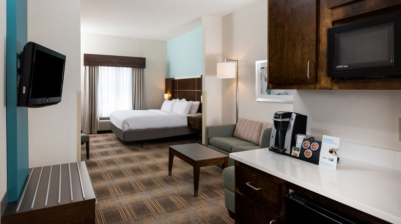 <b>Holiday Inn Express & Suites Grenada Suite</b>. Images powered by <a href="https://www.leonardoworldwide.com/" title="Leonardo Worldwide" target="_blank">Leonardo</a>.
