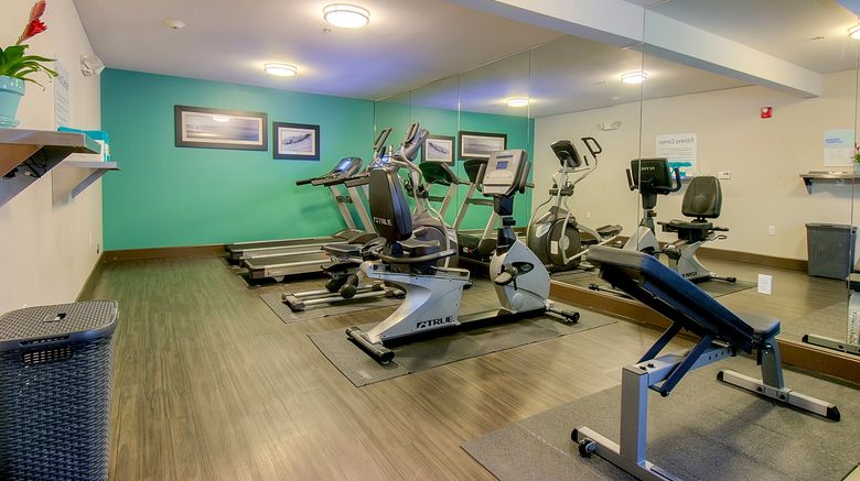<b>Holiday Inn Express-Stes Carlsbad Beach Health Club</b>. Images powered by <a href="https://www.leonardoworldwide.com/" title="Leonardo Worldwide" target="_blank">Leonardo</a>.