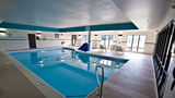 Holiday Inn Express & Stes Detroit North Pool