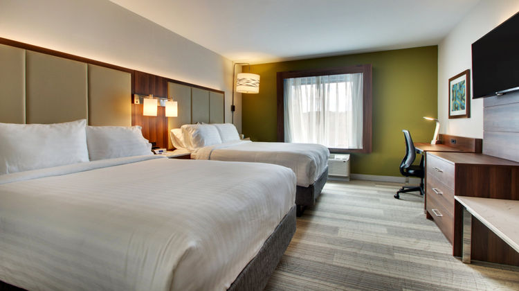 Holiday Inn Express Helen Room