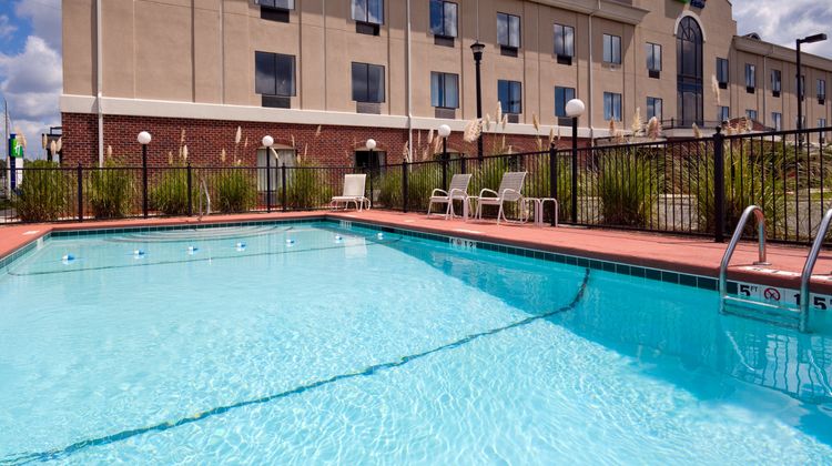 Holiday Inn Express & Suites Pell City Pool