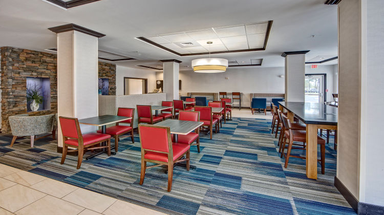 Holiday Inn Express Hotel & Suites Restaurant