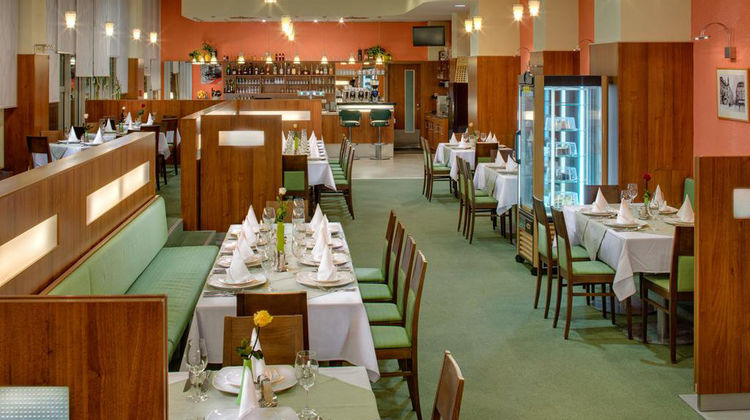 Hotel Avanti Restaurant