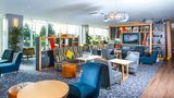 Holiday Inn London-West Lobby