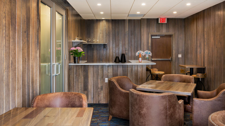 <b>Holiday Inn Express & Suites Prosser Lobby</b>. Images powered by <a href="https://www.leonardoworldwide.com/" title="Leonardo Worldwide" target="_blank">Leonardo</a>.