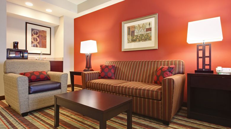 <b>Holiday Inn Blytheville Room</b>. Images powered by <a href="https://www.leonardoworldwide.com/" title="Leonardo Worldwide" target="_blank">Leonardo</a>.