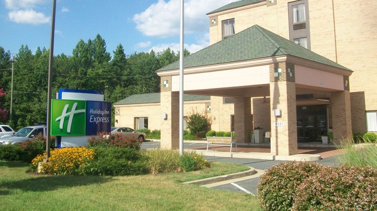 Holiday Inn Express Easton Exterior