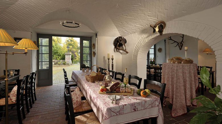 <b>Schlosshotel Burg Schlitz Restaurant</b>. Images powered by <a href="https://www.leonardoworldwide.com/" title="Leonardo Worldwide" target="_blank">Leonardo</a>.