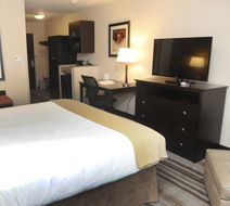 Holiday Inn Express Hotel & Suites Room