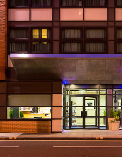 Holiday Inn Express City Ctr Riverside