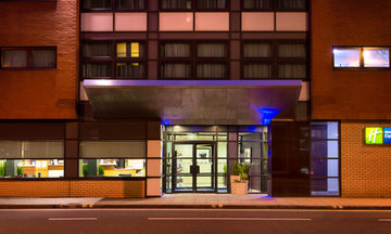 Holiday Inn Express City Ctr Riverside