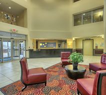 Holiday Inn Express Hotel & Suites Lobby