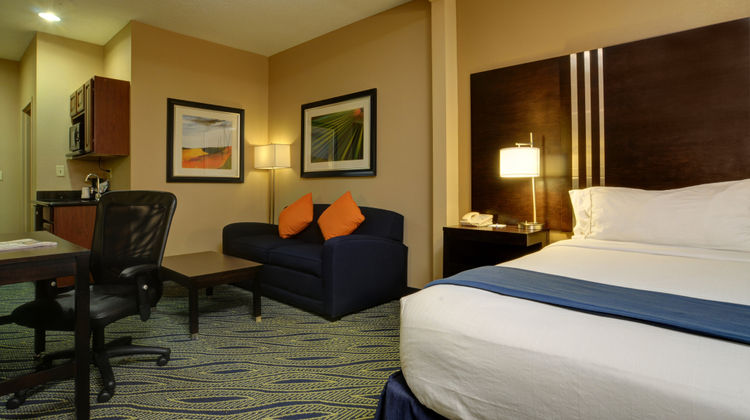 Holiday Inn Express Room