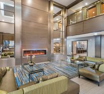 Holiday Inn North Longview Lobby