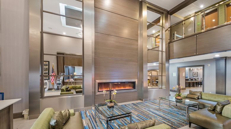 <b>Holiday Inn North Longview Lobby</b>. Images powered by <a href="https://www.leonardoworldwide.com/" title="Leonardo Worldwide" target="_blank">Leonardo</a>.