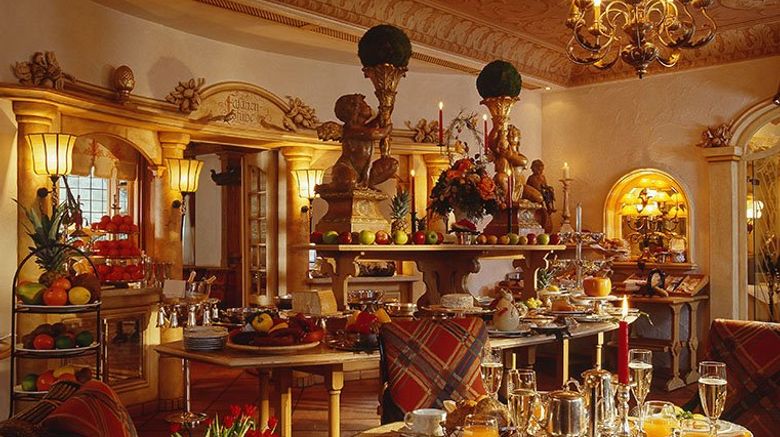 <b>Relais Chateaux Hotel Jagdhof Restaurant</b>. Images powered by <a href="https://www.leonardoworldwide.com/" title="Leonardo Worldwide" target="_blank">Leonardo</a>.