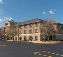 Holiday Inn Express Gas City Exterior