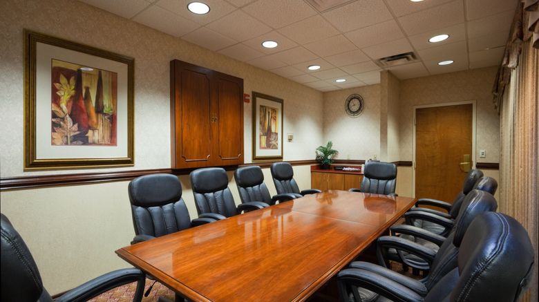 <b>Holiday Inn Express Meeting</b>. Images powered by <a href="https://www.leonardoworldwide.com/" title="Leonardo Worldwide" target="_blank">Leonardo</a>.
