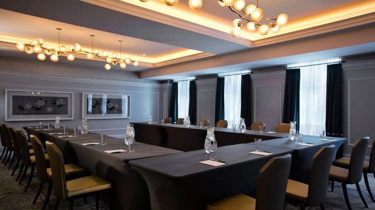 Kimpton Cardinal Hotel Meeting