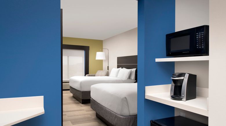 <b>Holiday Inn Knoxville-Strawberry Plains Room</b>. Images powered by <a href="https://www.leonardoworldwide.com/" title="Leonardo Worldwide" target="_blank">Leonardo</a>.