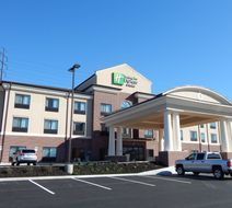 Holiday Inn Express Hotel & Suites Exterior