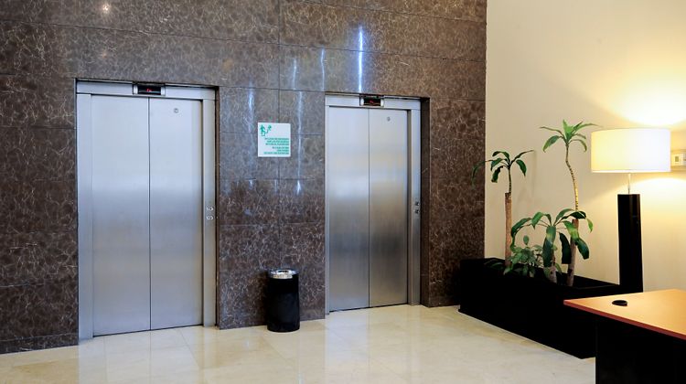 Holiday Inn Uruapan Lobby