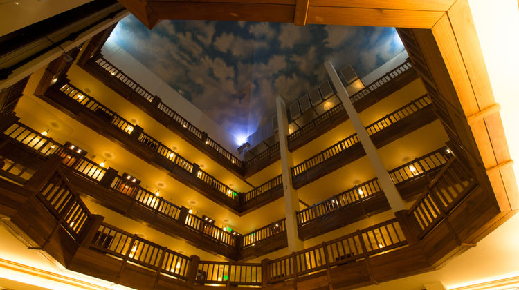 InterContinental Mzaar Mountain Resort & Lobby