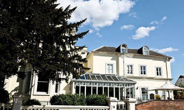 Episode Hotel