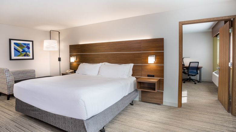 <b>Holiday Inn Express Suite</b>. Images powered by <a href="https://www.leonardoworldwide.com/" title="Leonardo Worldwide" target="_blank">Leonardo</a>.