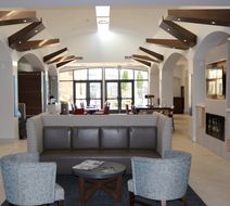 Holiday Inn Express Hotel & Suites Lobby