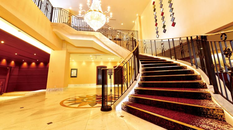 ANA Crowne Plaza Nagasaki Gloverhill Lobby