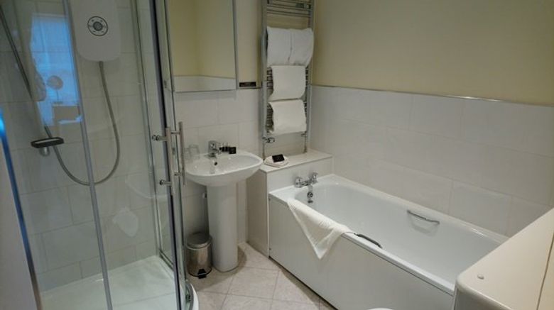 <b>The Swan at Hay Hotel Room</b>. Images powered by <a href="https://www.leonardoworldwide.com/" title="Leonardo Worldwide" target="_blank">Leonardo</a>.