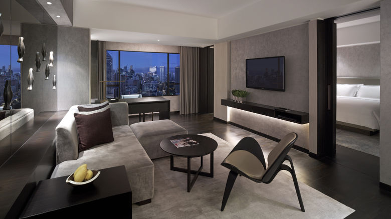 <b>New World Makati Hotel Room</b>. Images powered by <a href="https://www.leonardoworldwide.com/" title="Leonardo Worldwide" target="_blank">Leonardo</a>.