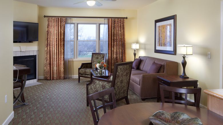 <b>Holiday Inn Club Vacations Lake Geneva Suite</b>. Images powered by <a href="https://www.leonardoworldwide.com/" title="Leonardo Worldwide" target="_blank">Leonardo</a>.