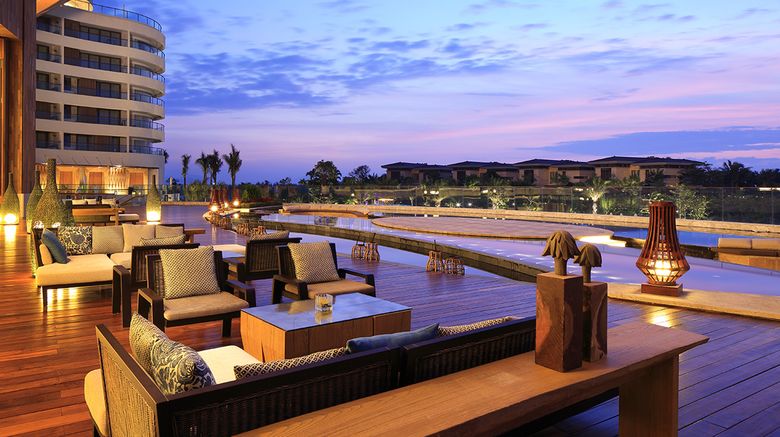 <b>InterContinental Sanya Haitang Bay Rst Lobby</b>. Images powered by <a href=https://www.travelagewest.com/Hotels/Sanya-China/