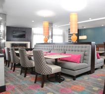 Holiday Inn Express Moline, Quad Cities Lobby