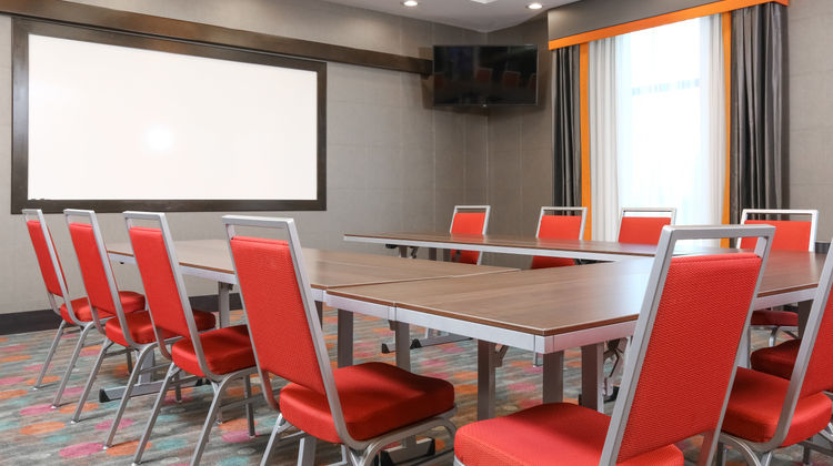 Holiday Inn Express Moline, Quad Cities Meeting